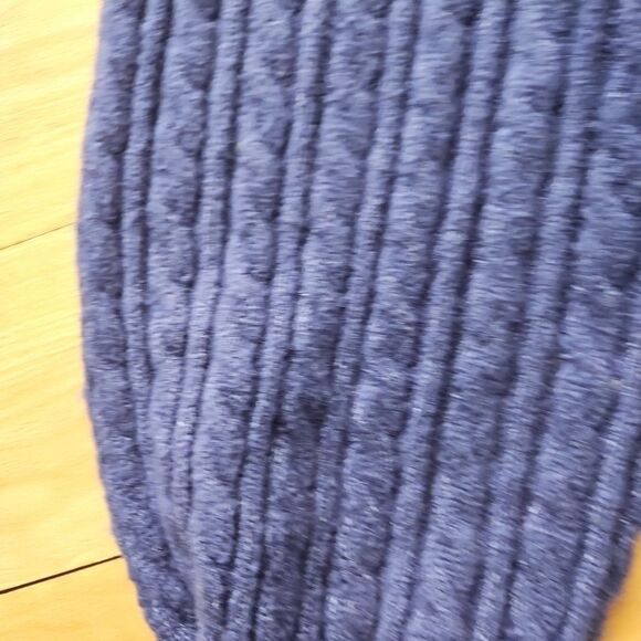 Frye & Co Scarf Deep Blue Cable Knit Faux Fur Pom Whimsy Preppy School - Picture 5 of 8